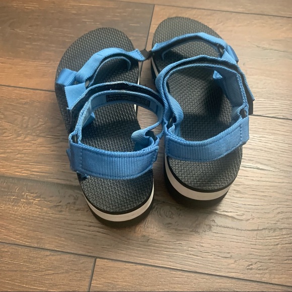 Teva Platforms Sandals Size 7 - Picture 4 of 12